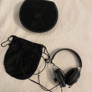 Sennheiser momentum over-ear wired headphones
